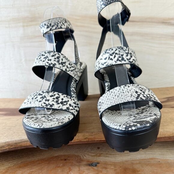 Qupid Snake Print Sandals NEW‎ without Box 6 Platform - Picture 6 of 8